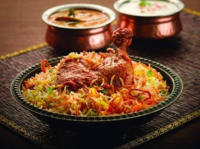 CHICKEN DUM BIRYANI