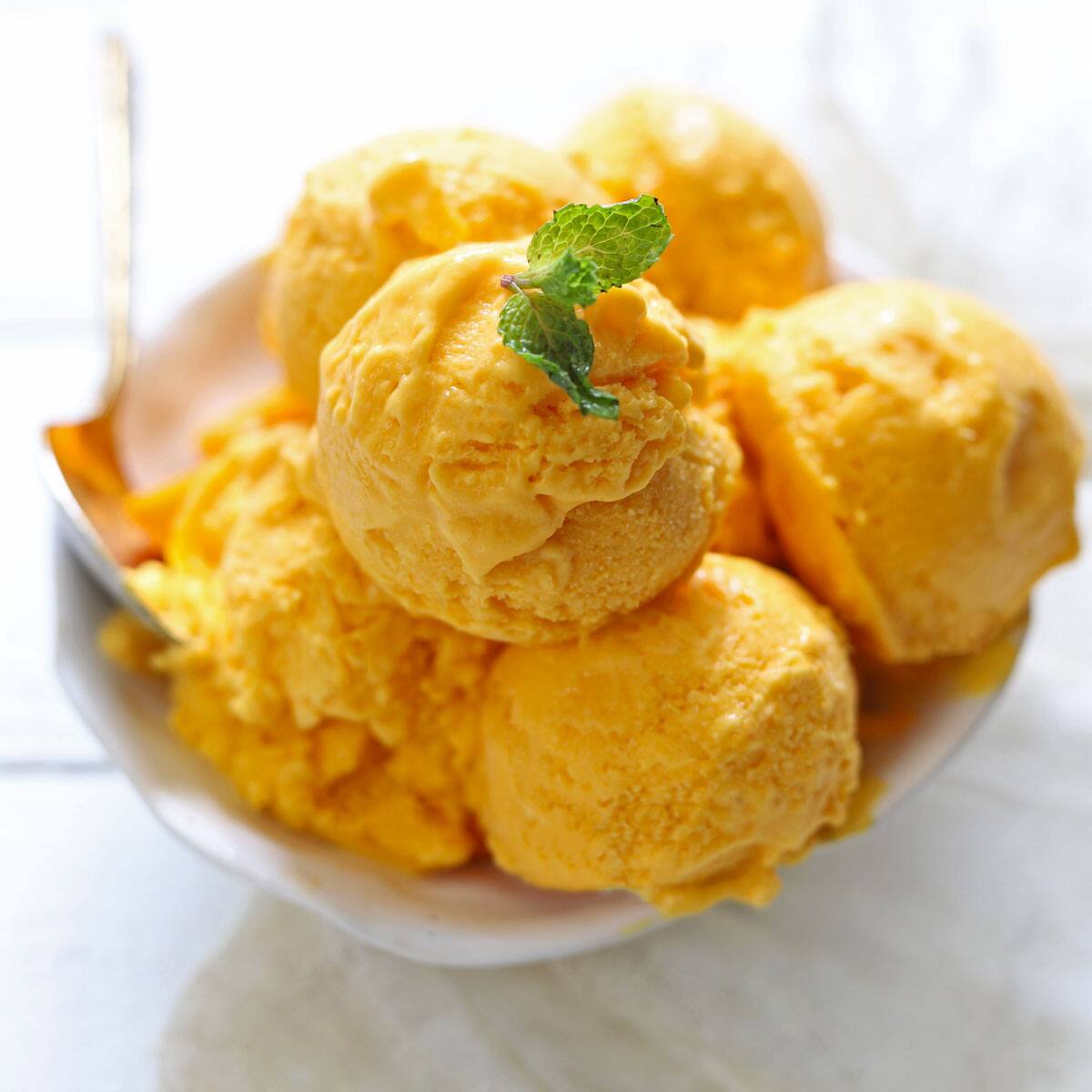 MANGO ICE - CREAM