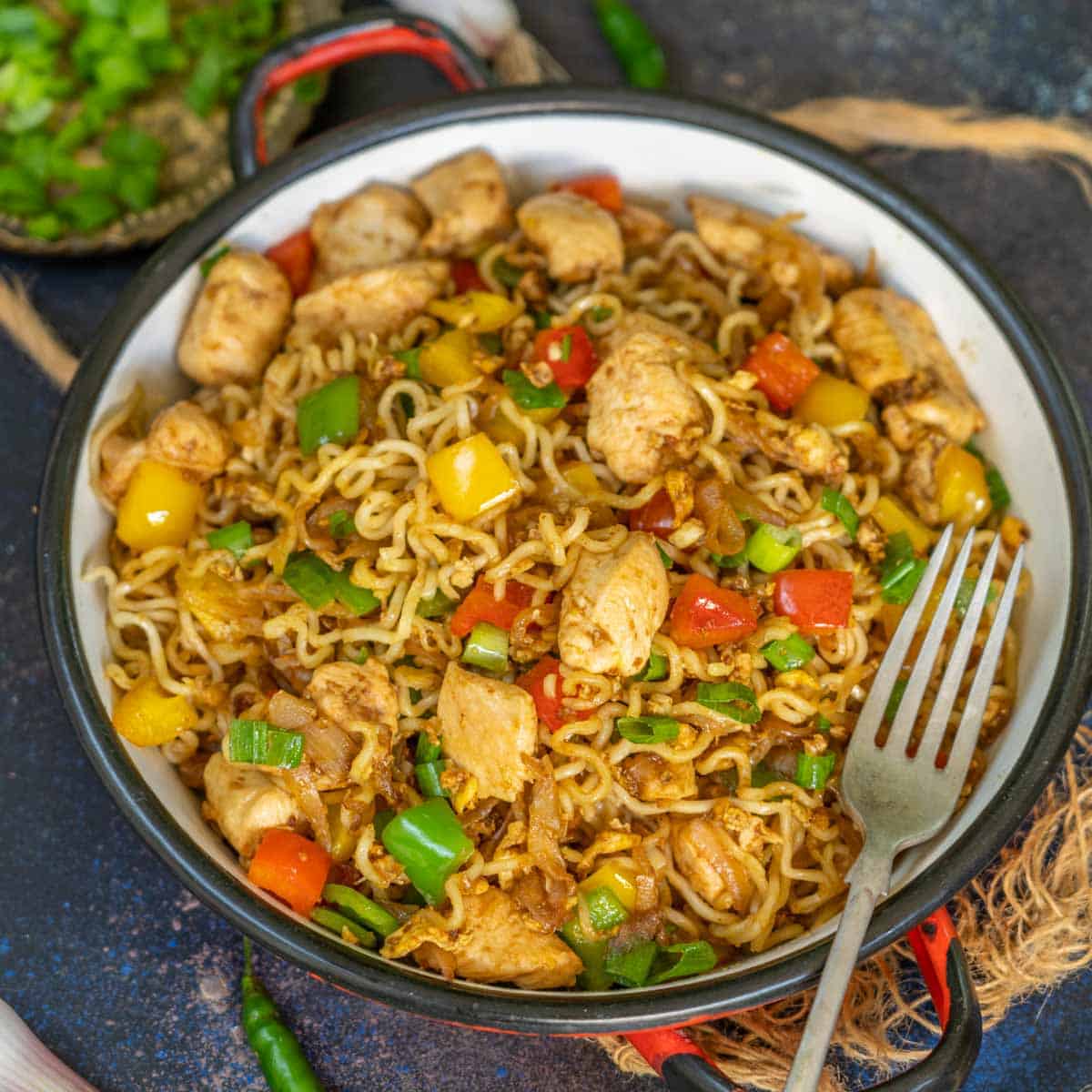 CHICKEN MAGGI