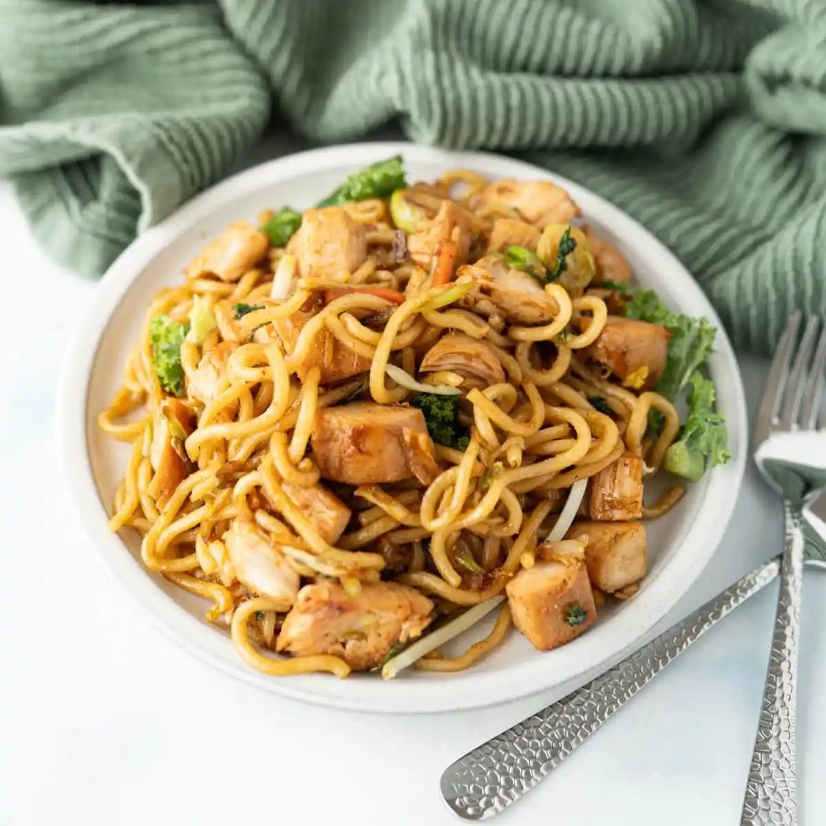 CHICKEN CHOWMEIN